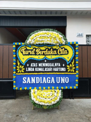 Papan Bunga Duka di Pondok Bambu