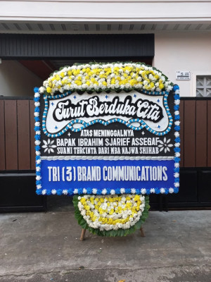 Papan Bunga Duka di Pondok Bambu